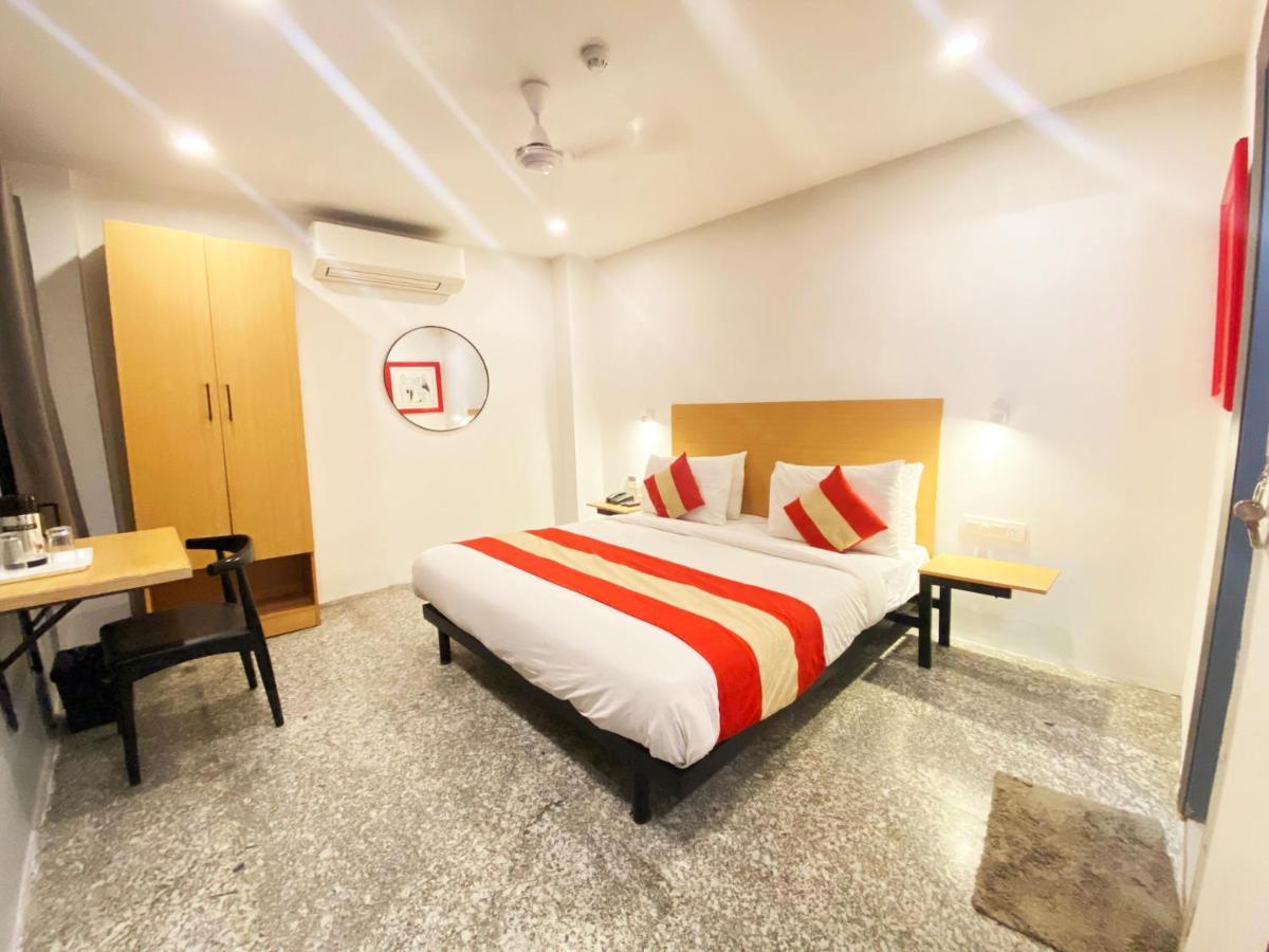 Hotel Golden Saffron By Qotel-Punjabi Bagh New Delhi Ngoại thất bức ảnh