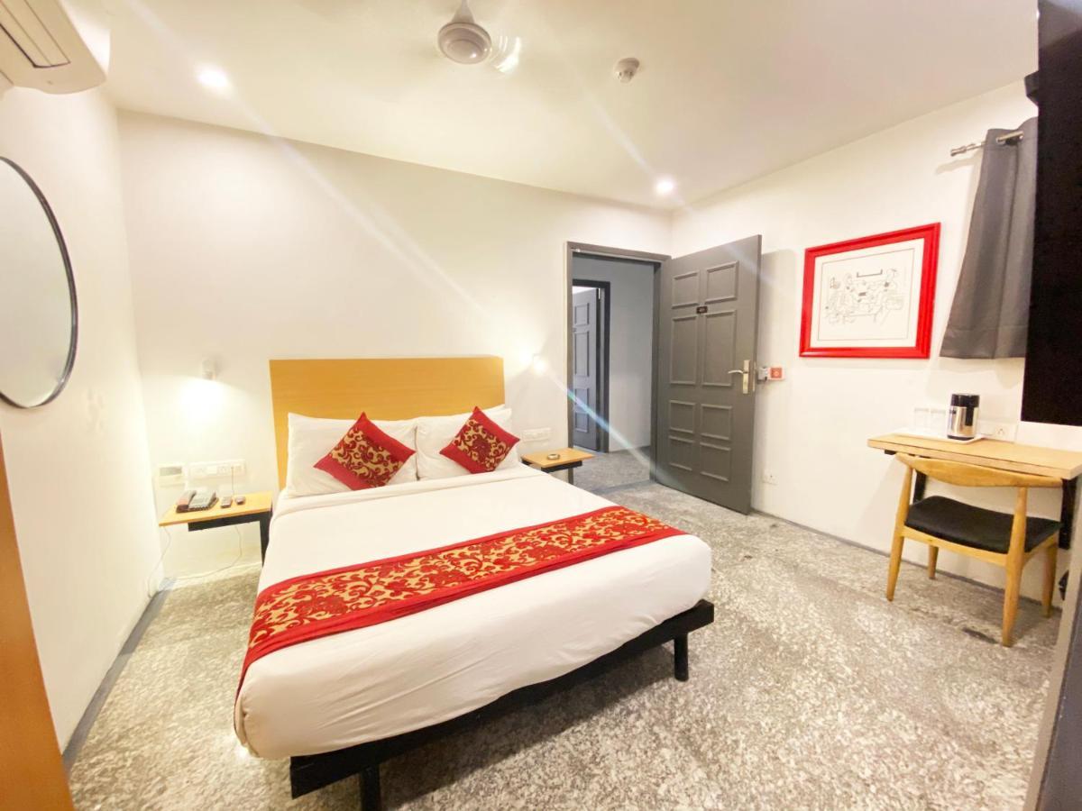 Hotel Golden Saffron By Qotel-Punjabi Bagh New Delhi Ngoại thất bức ảnh