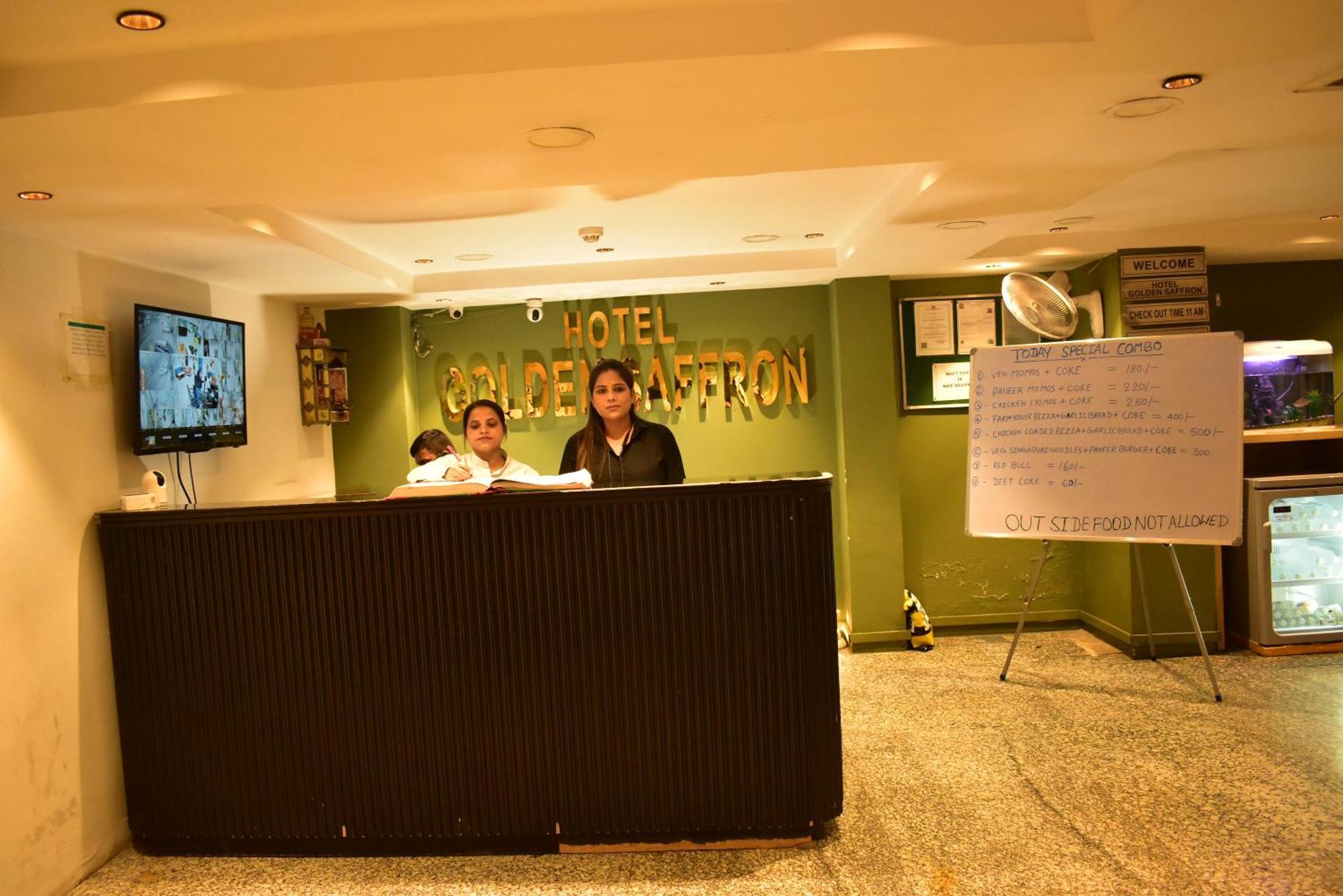 Hotel Golden Saffron By Qotel-Punjabi Bagh New Delhi Ngoại thất bức ảnh